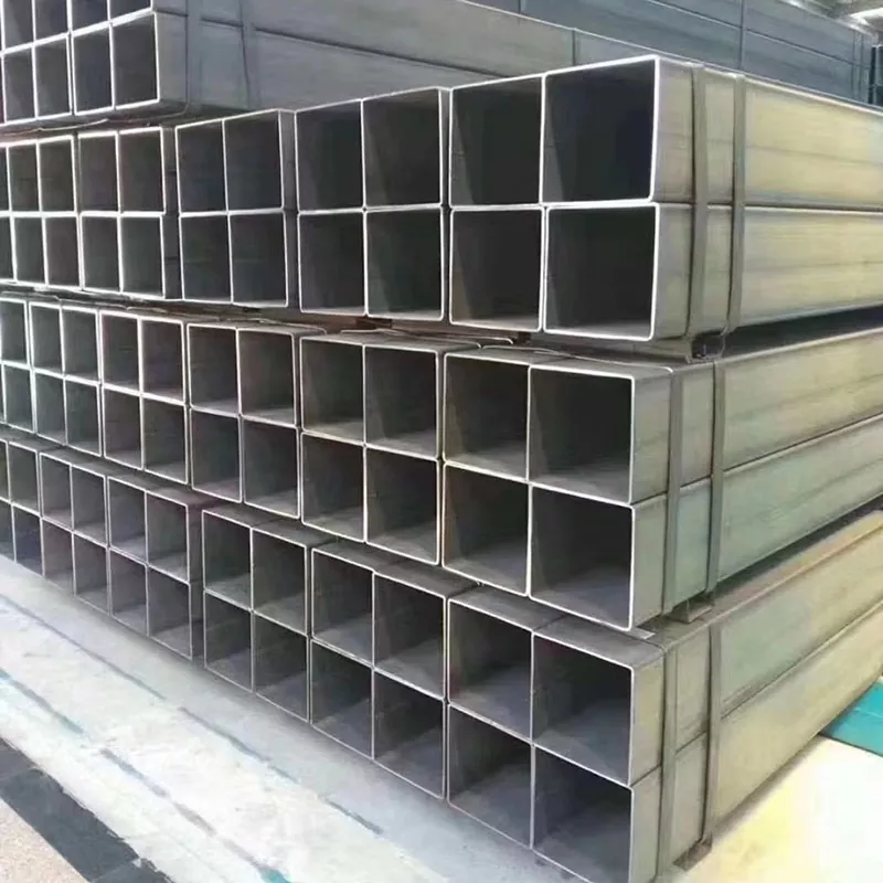 Svart rektangulärt rör